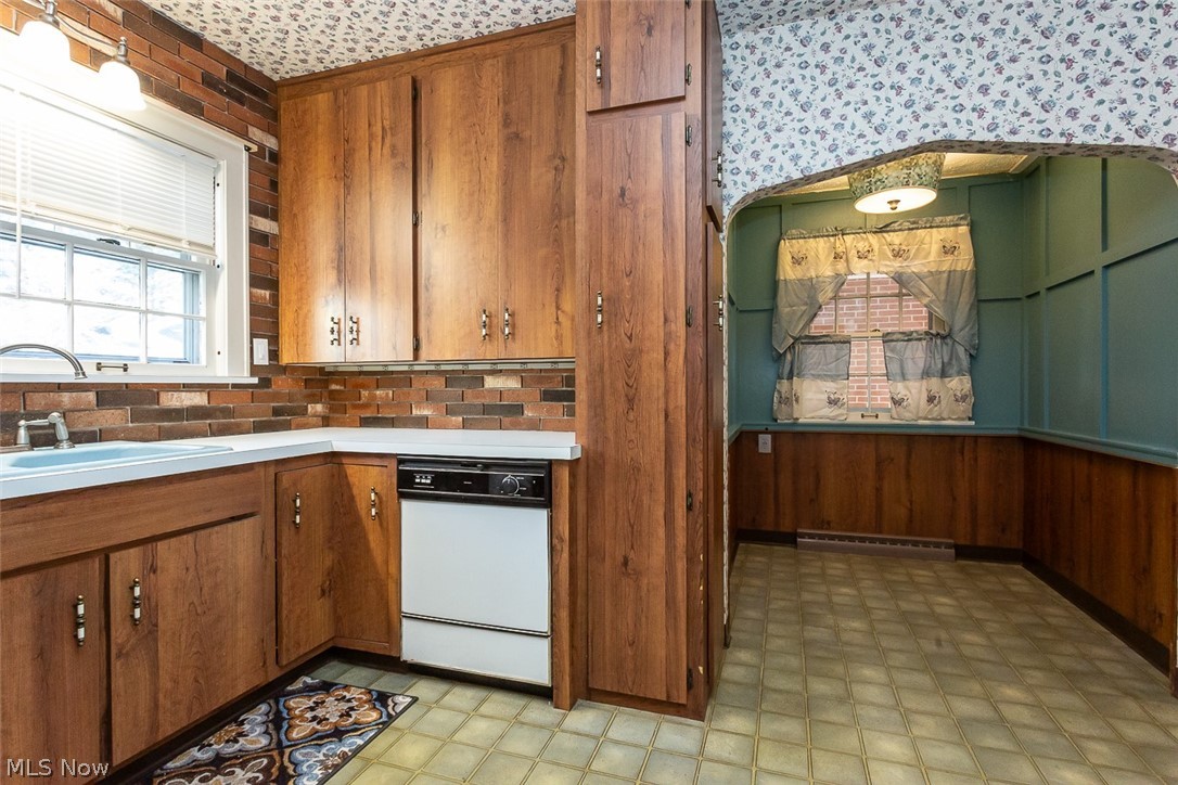 851 Park Boulevard Property Photo 14