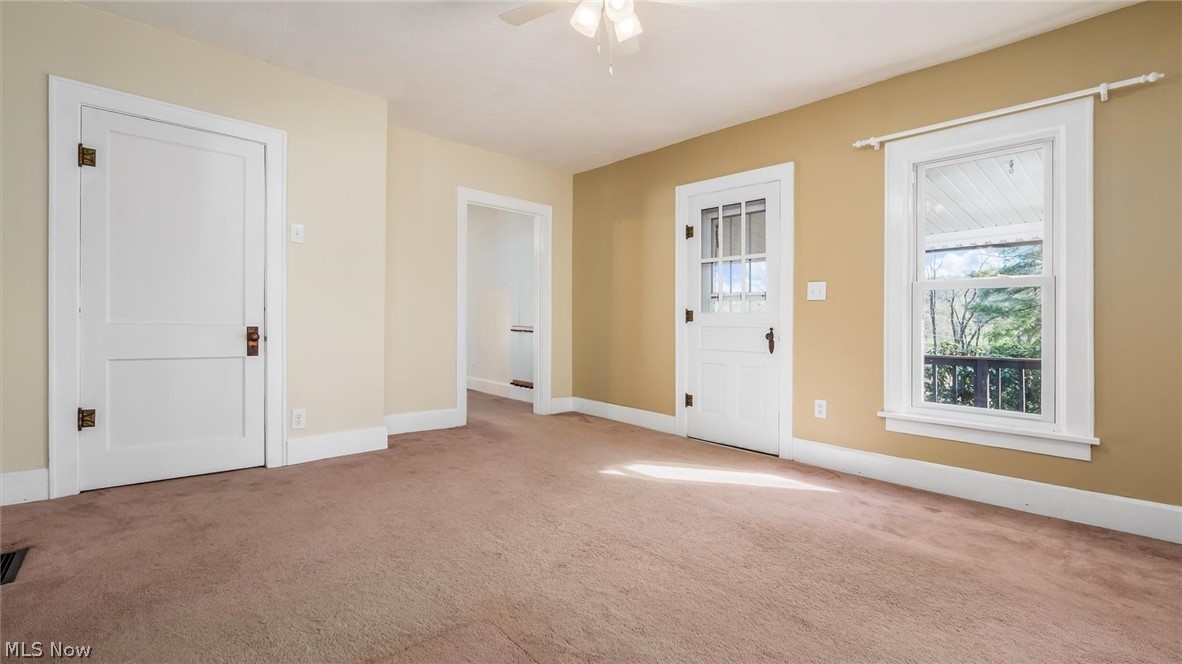 10155 Old River Road Property Photo 7