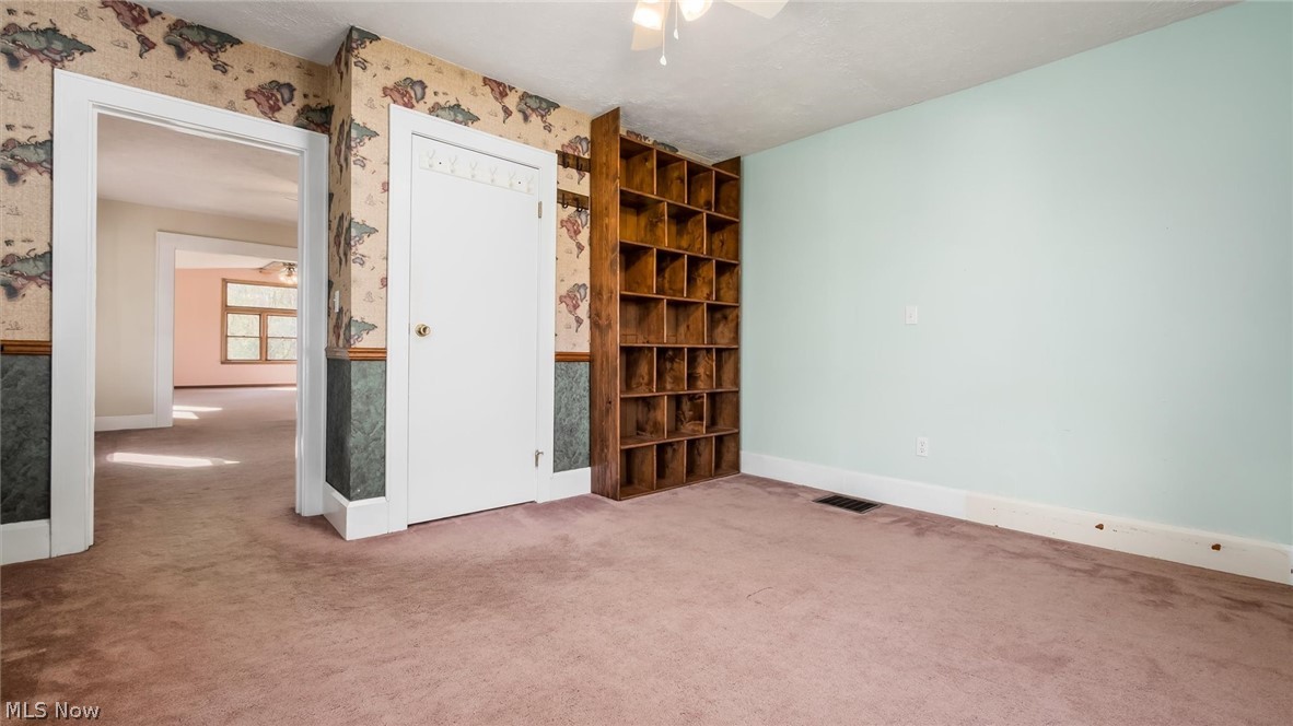 10155 Old River Road Property Photo 20