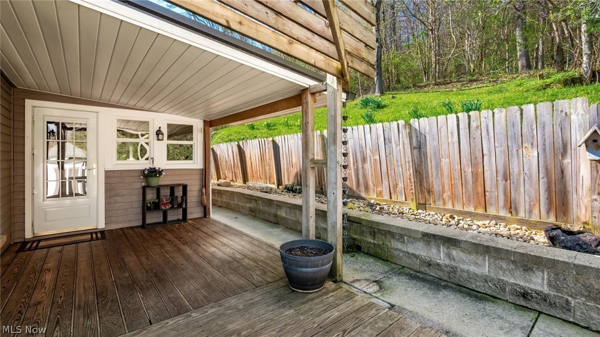 10155 Old River Road Property Photo 32