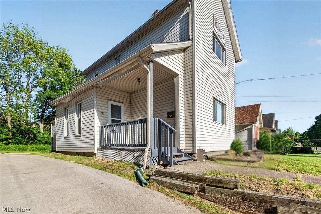 511 Brown Street Property Photo 1