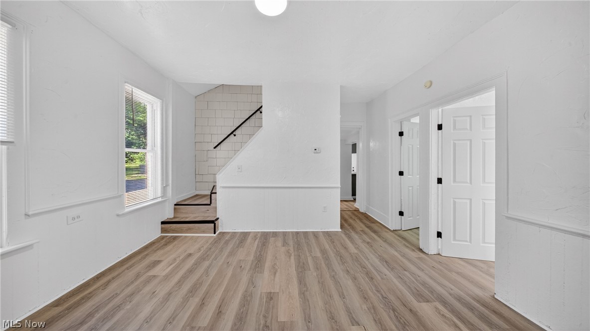 511 Brown Street Property Photo 5