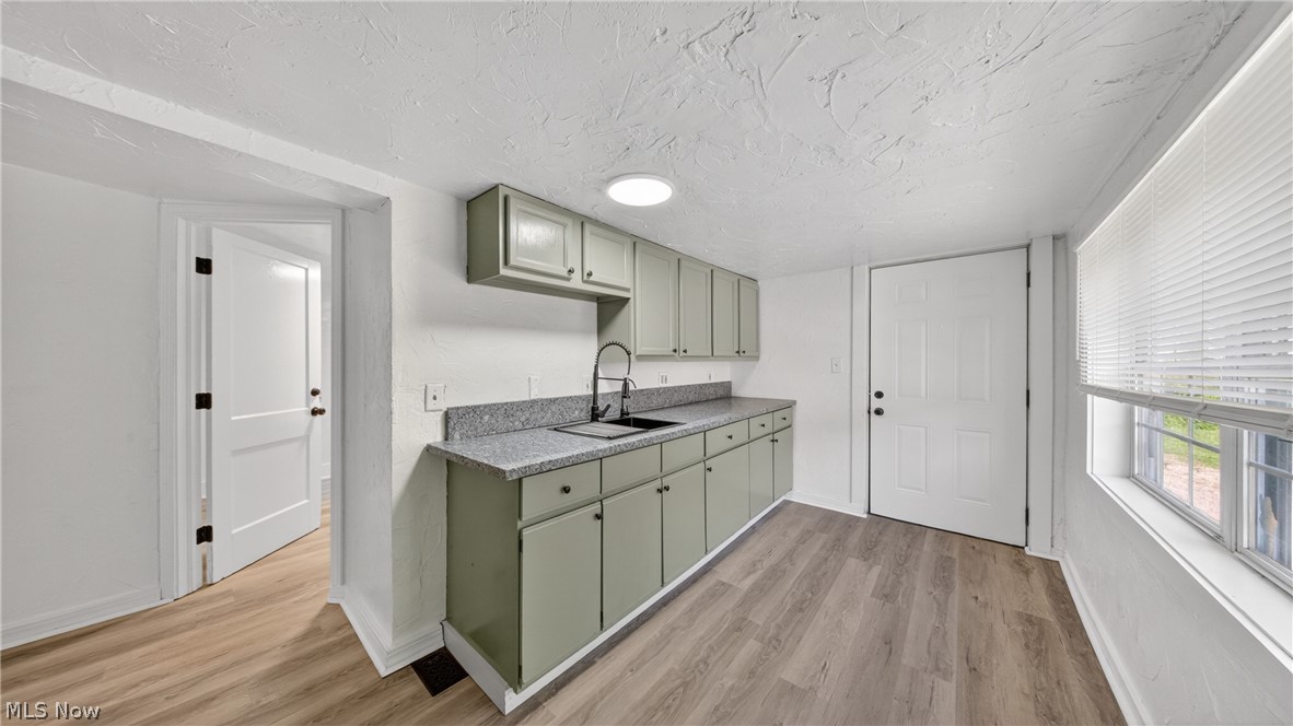 511 Brown Street Property Photo 10