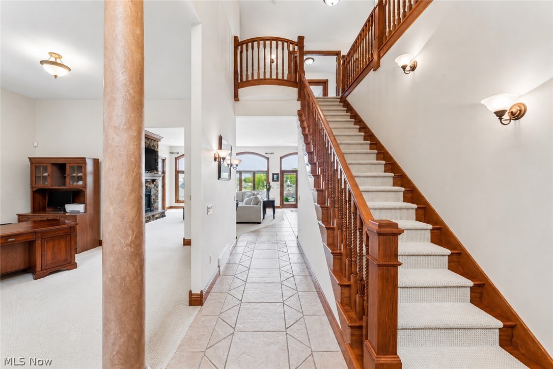 3706 E Baycliffs Drive Property Photo 6