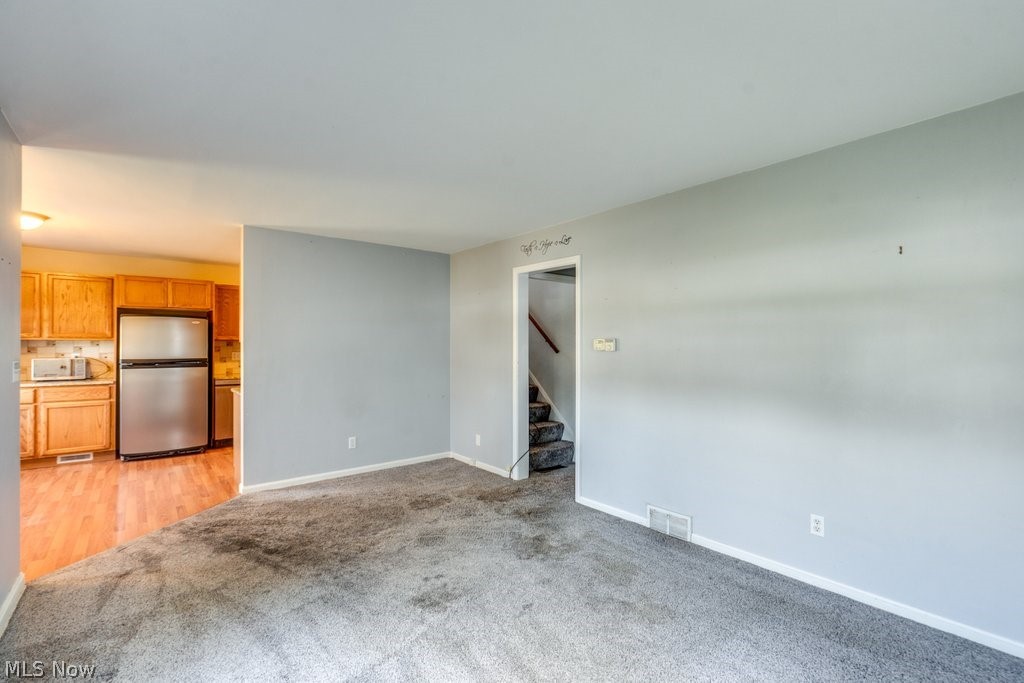 407 E 330th Street Property Photo 5