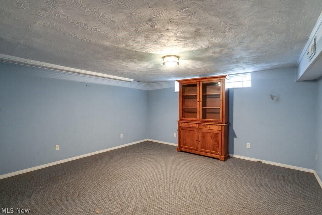 407 E 330th Street Property Photo 26