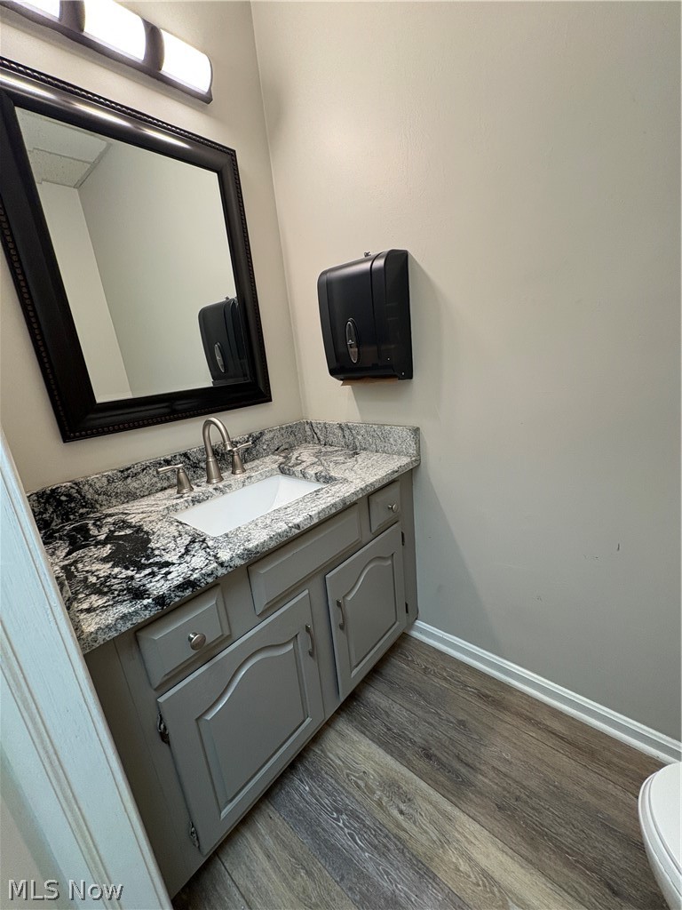 4466 Darrow Road 11 Property Photo 4