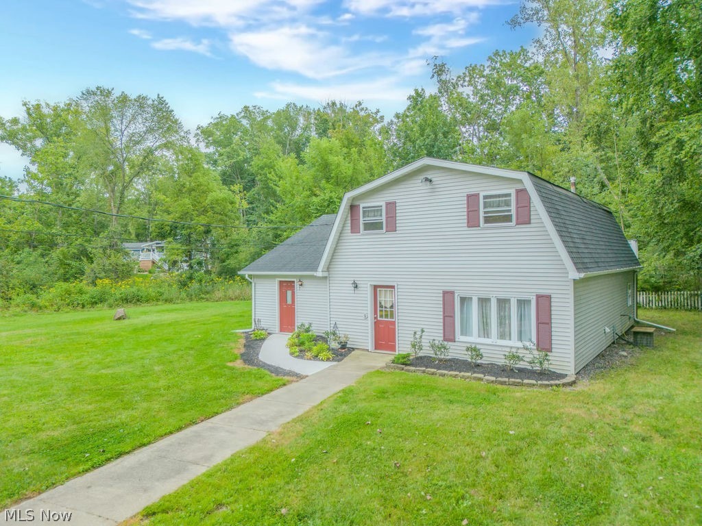 6429 Russia Road Property Photo 1