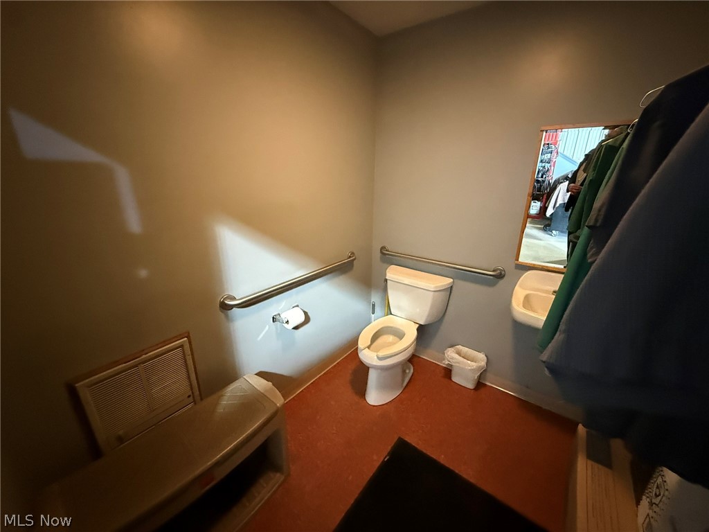 1 Dennison Yard Circle Property Photo 22