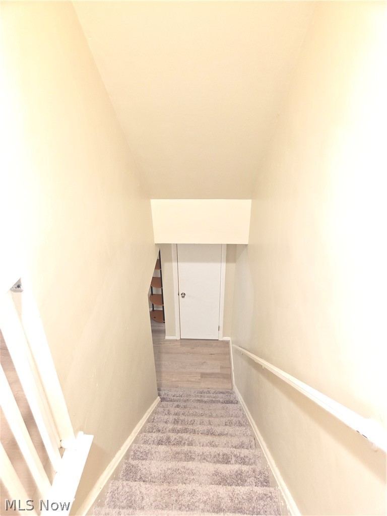 21711 S Lake Shore Boulevard Property Photo 7