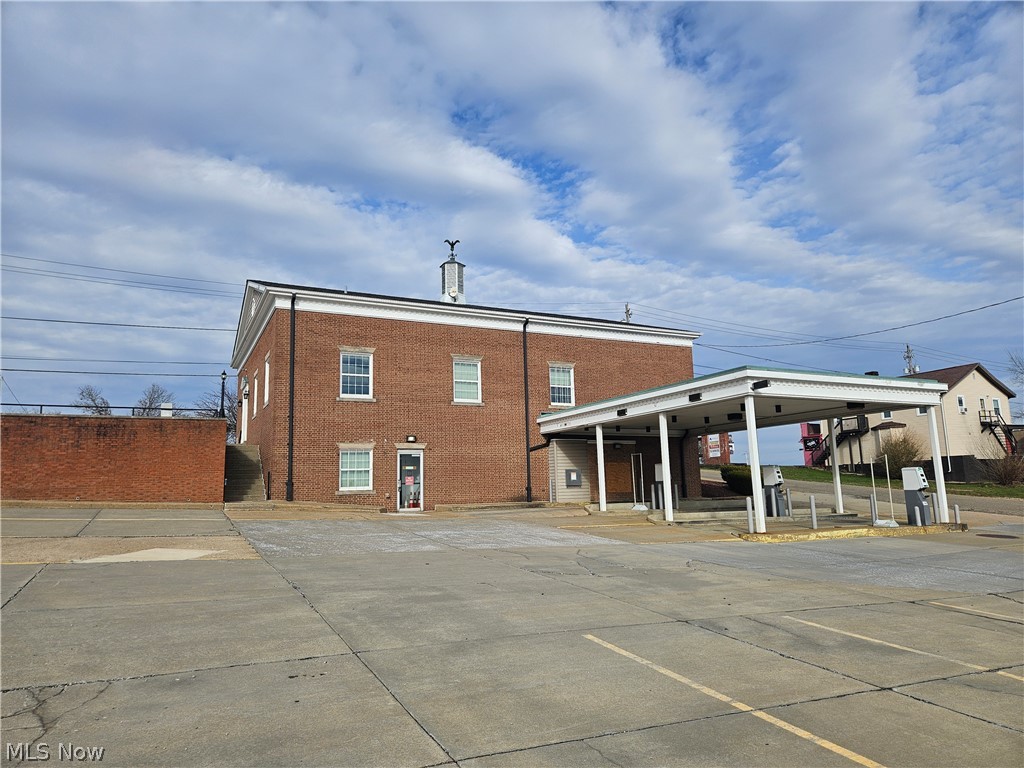 600 Main Street Property Photo 5