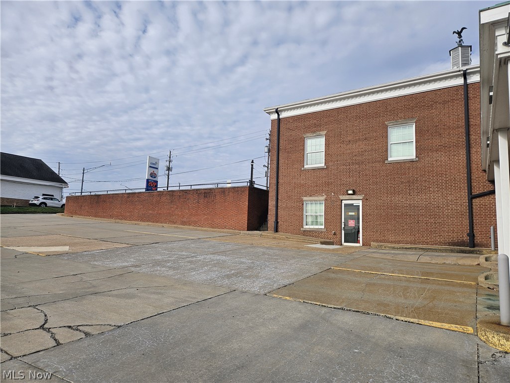 600 Main Street Property Photo 6