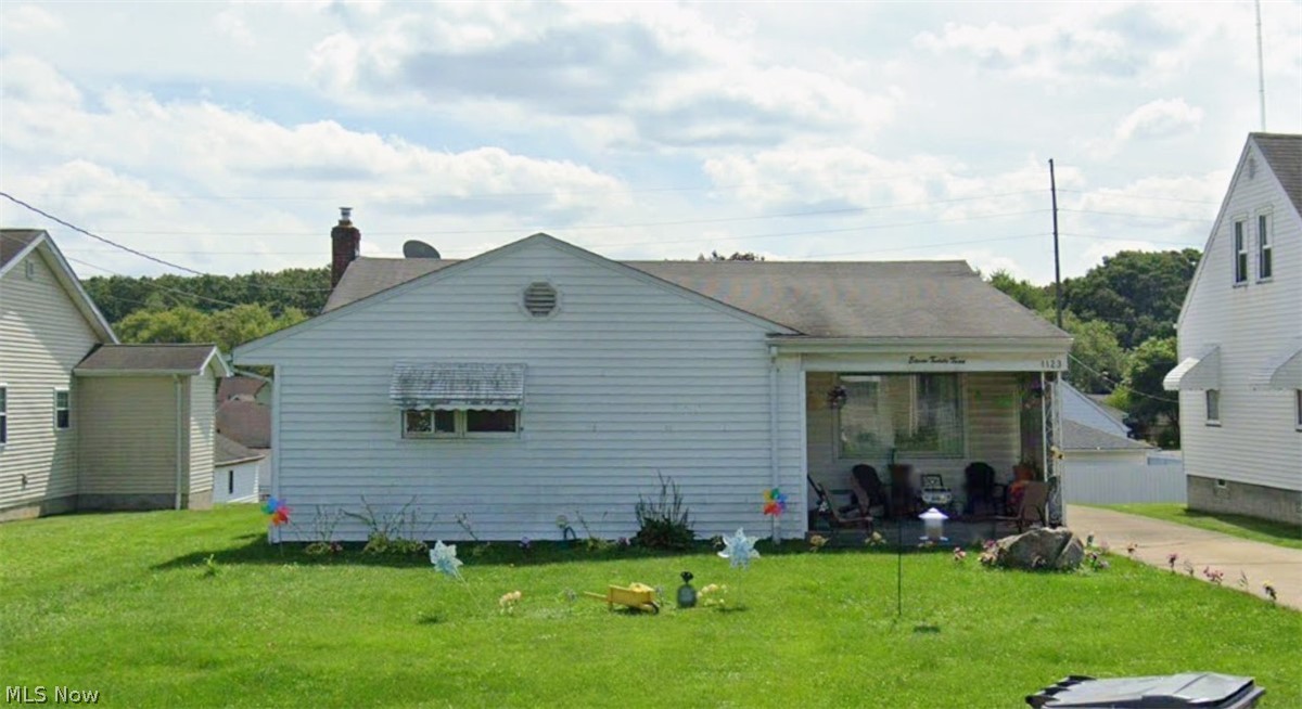 1123 Ivanhoe Avenue Property Photo 1