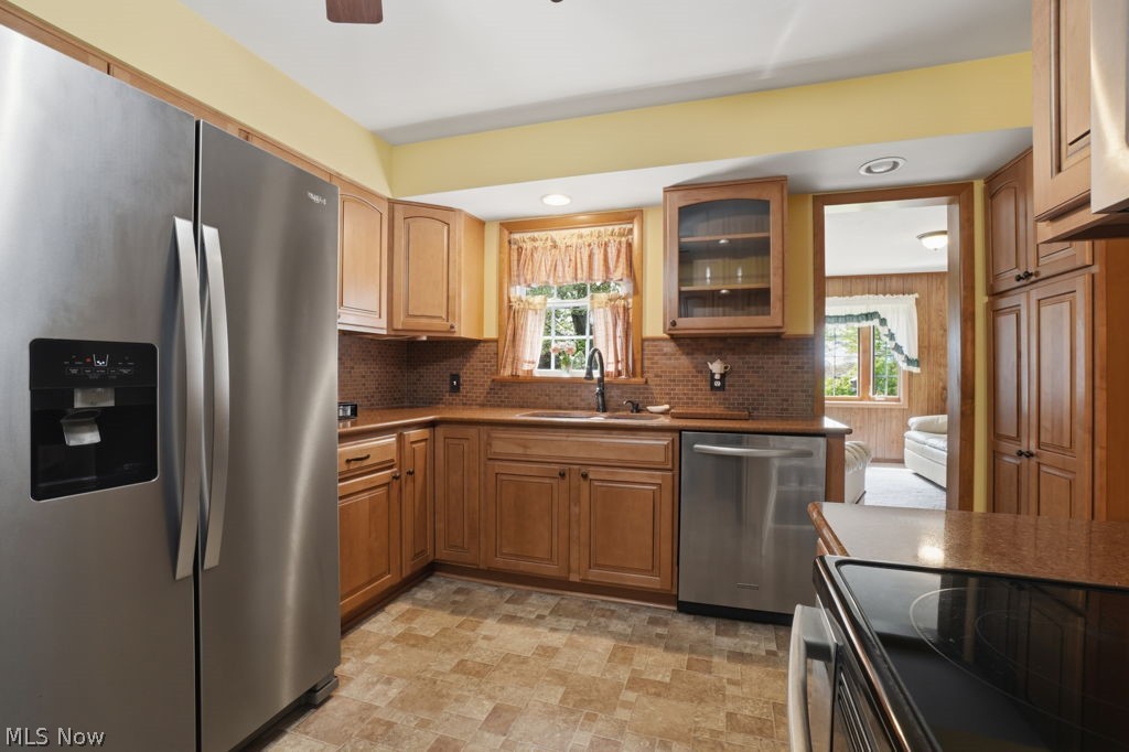 3211 Ridgewood Avenue Property Photo 7