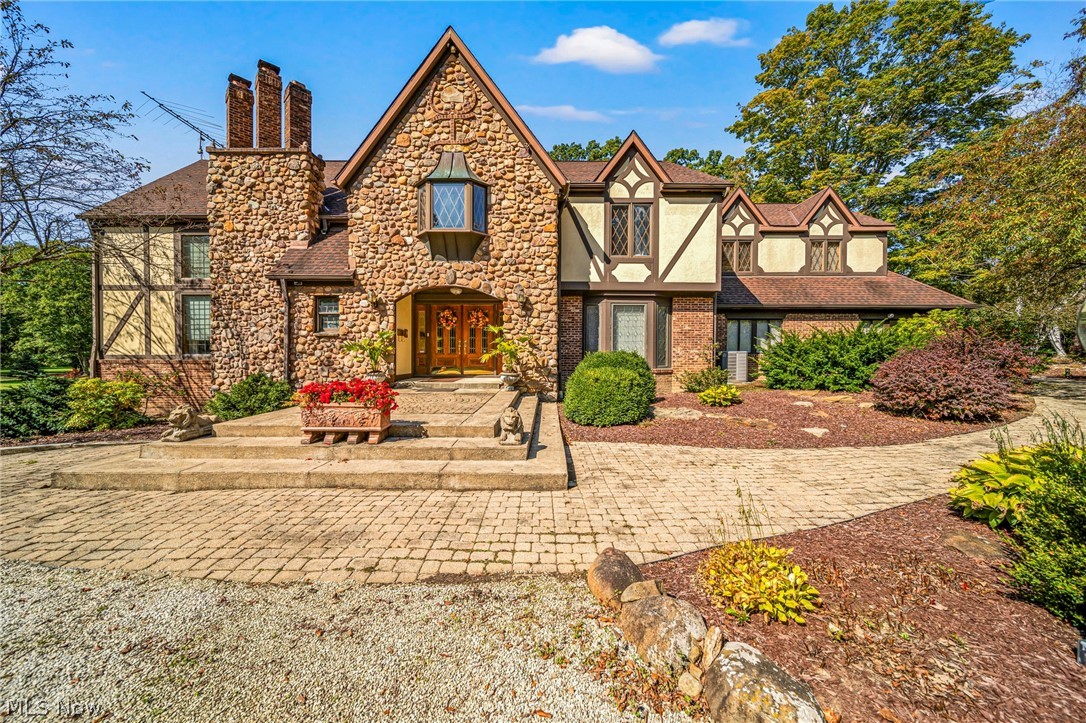 8801 Bunker Road Property Photo 1