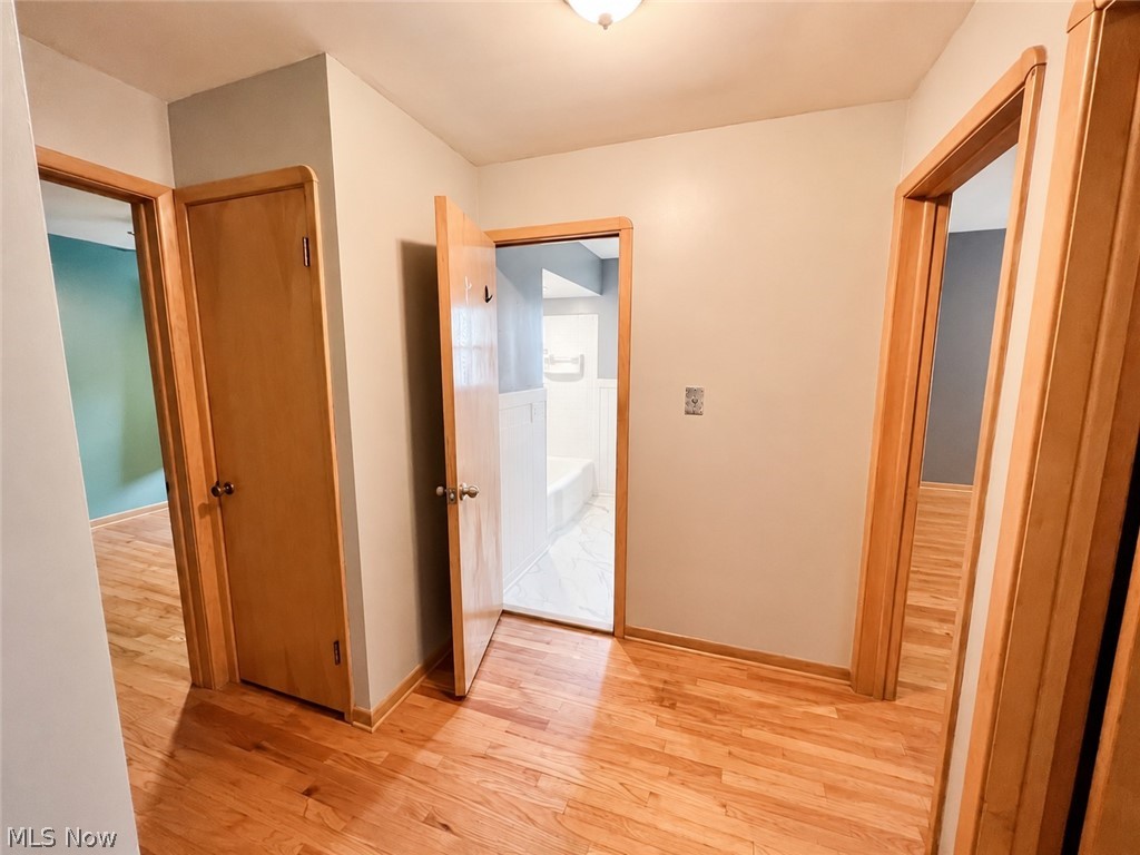 7300 Maplewood Road Property Photo 13
