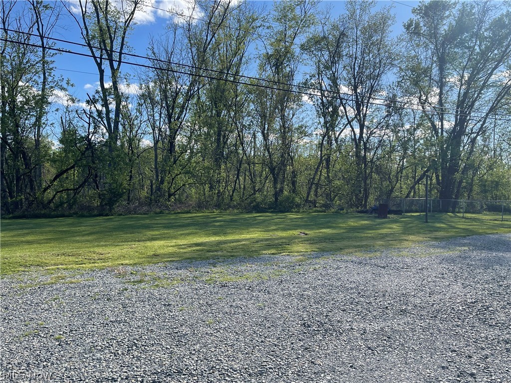 10150 E Pike Road Property Photo 6