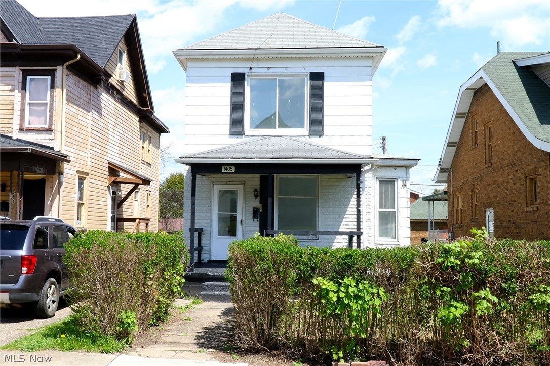 1405 Oregon Avenue Property Photo 1