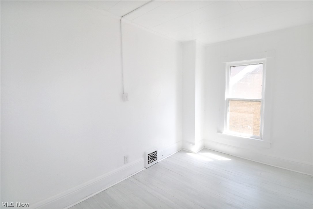 1405 Oregon Avenue Property Photo 12