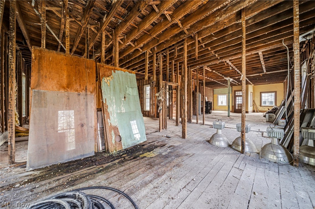 2699 E Center Street Property Photo 15