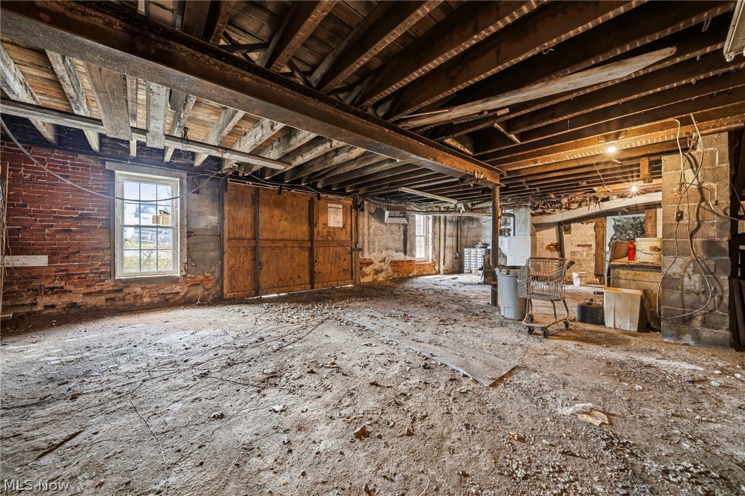 2699 E Center Street Property Photo 40
