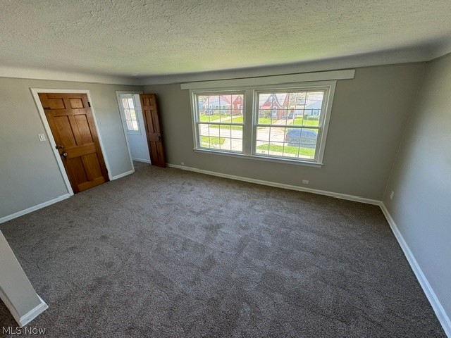 1811 E 291st Street Property Photo 2