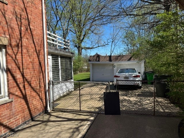 1811 E 291st Street Property Photo 10