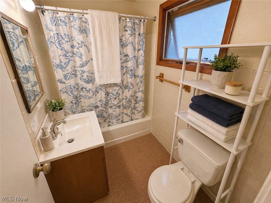 29734 Euclid Avenue Property Photo 8