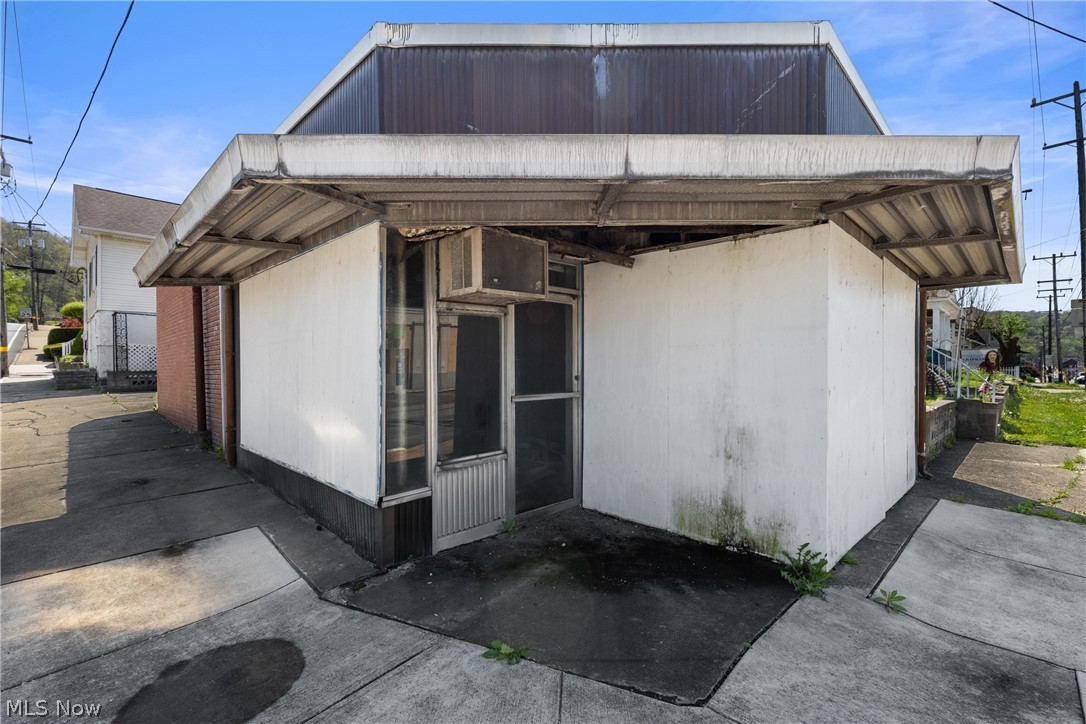944 Commerce Street Property Photo 4
