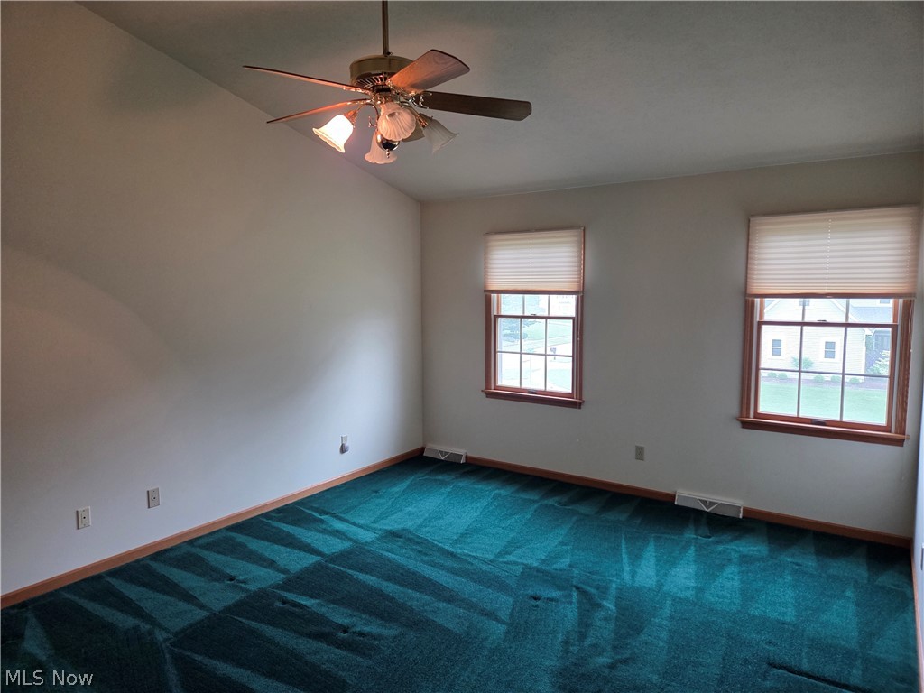 220 Montgomery Drive Property Photo 16
