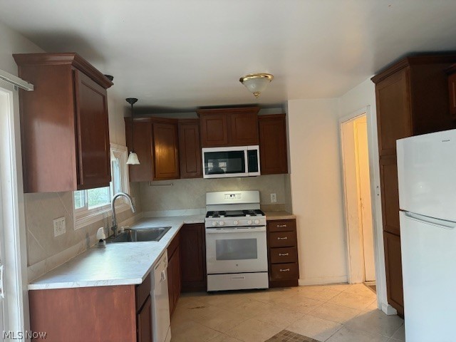 13917 Wolf Avenue Property Photo 7