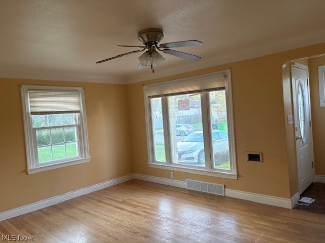 13917 Wolf Avenue Property Photo 8