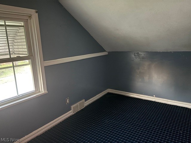13917 Wolf Avenue Property Photo 13