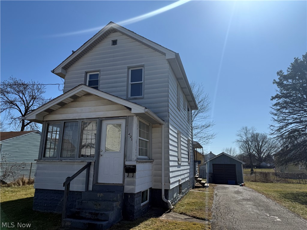 423 Imperial Street Property Photo 1