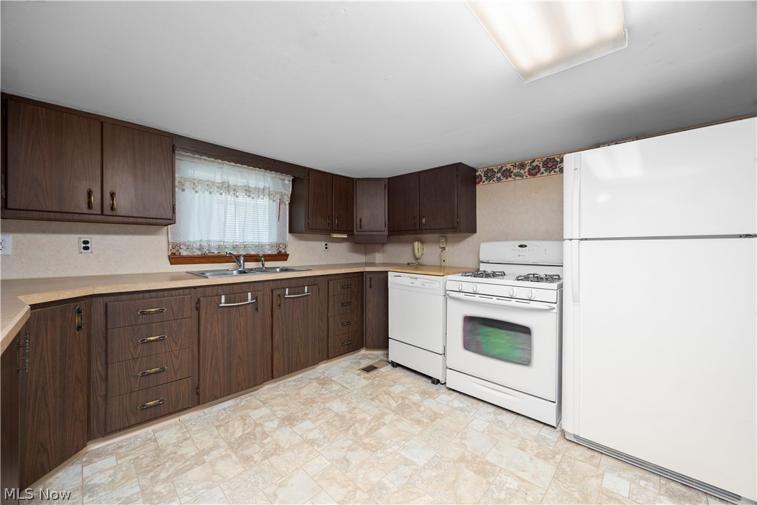 203 Annis Road Property Photo 11