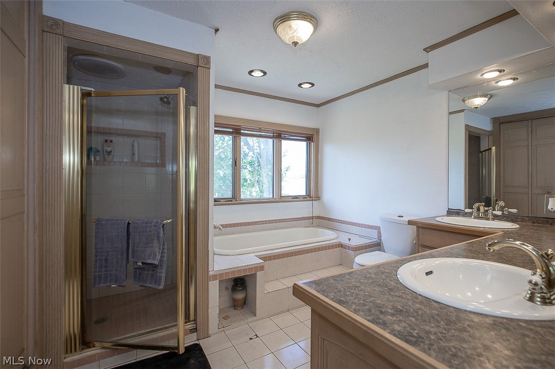 962 Woodward Avenue Property Photo 15