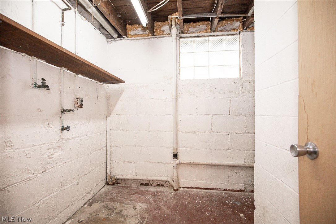 962 Woodward Avenue Property Photo 27