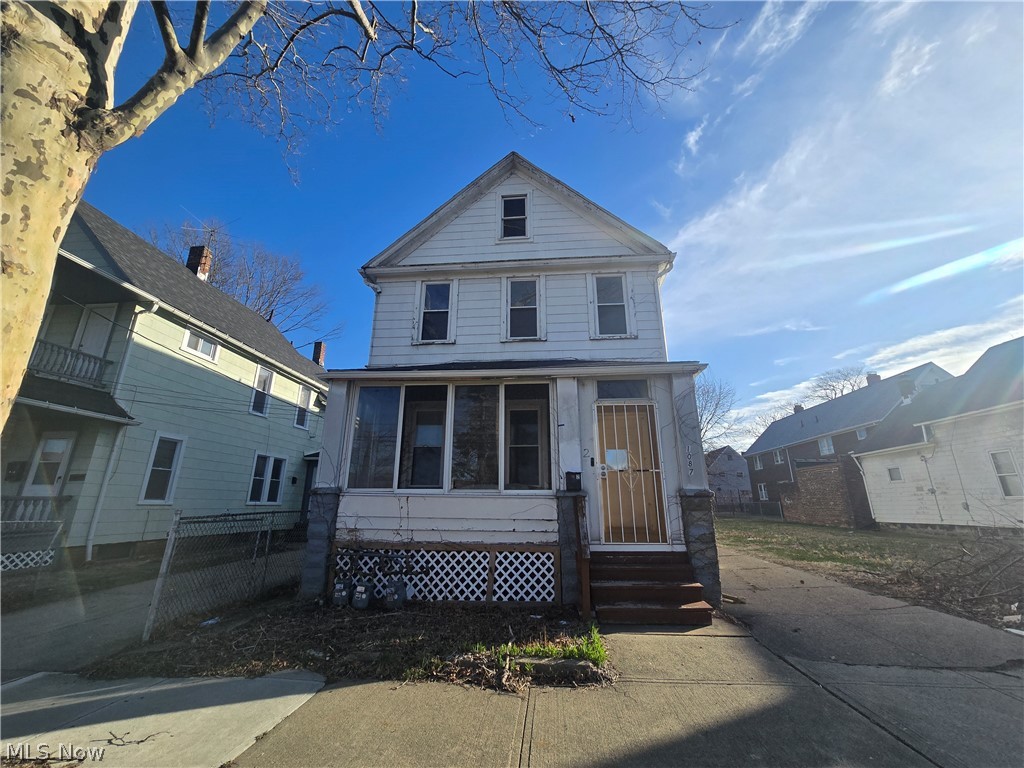 1087 E 64th Street