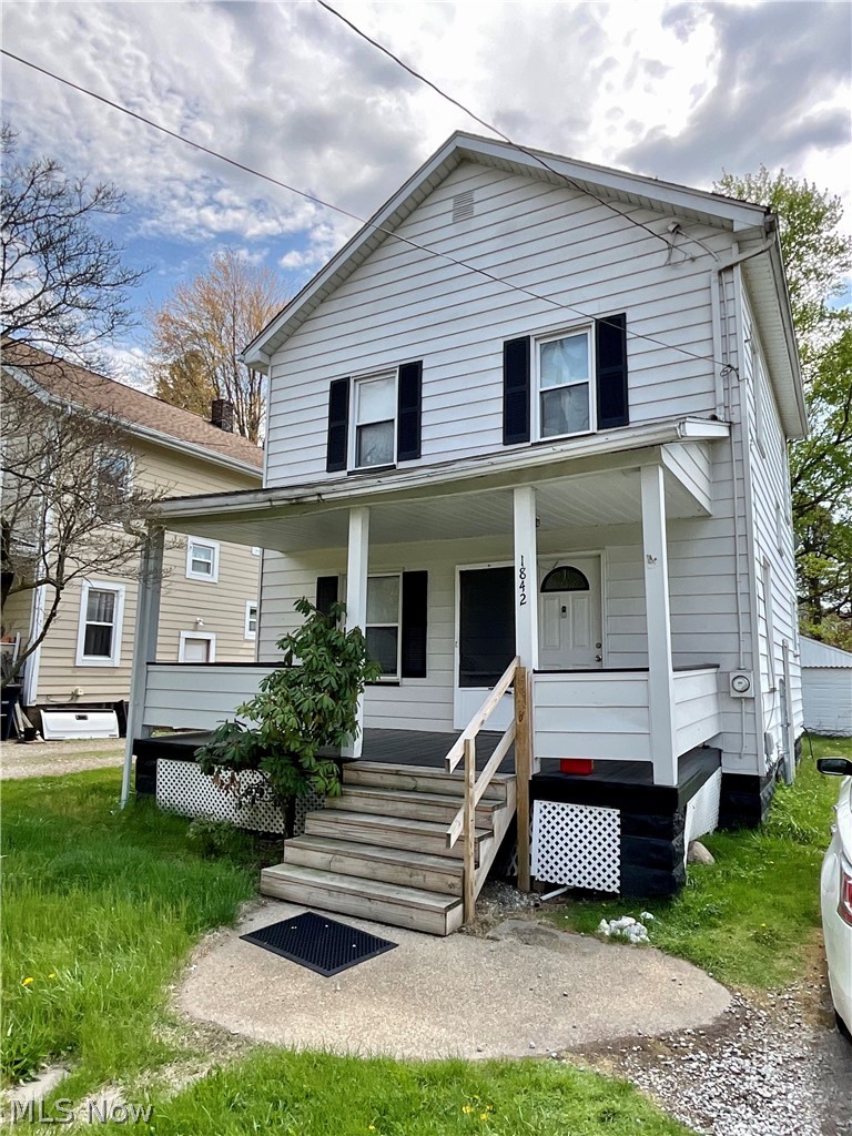 1842 Fenton Avenue Property Photo 1