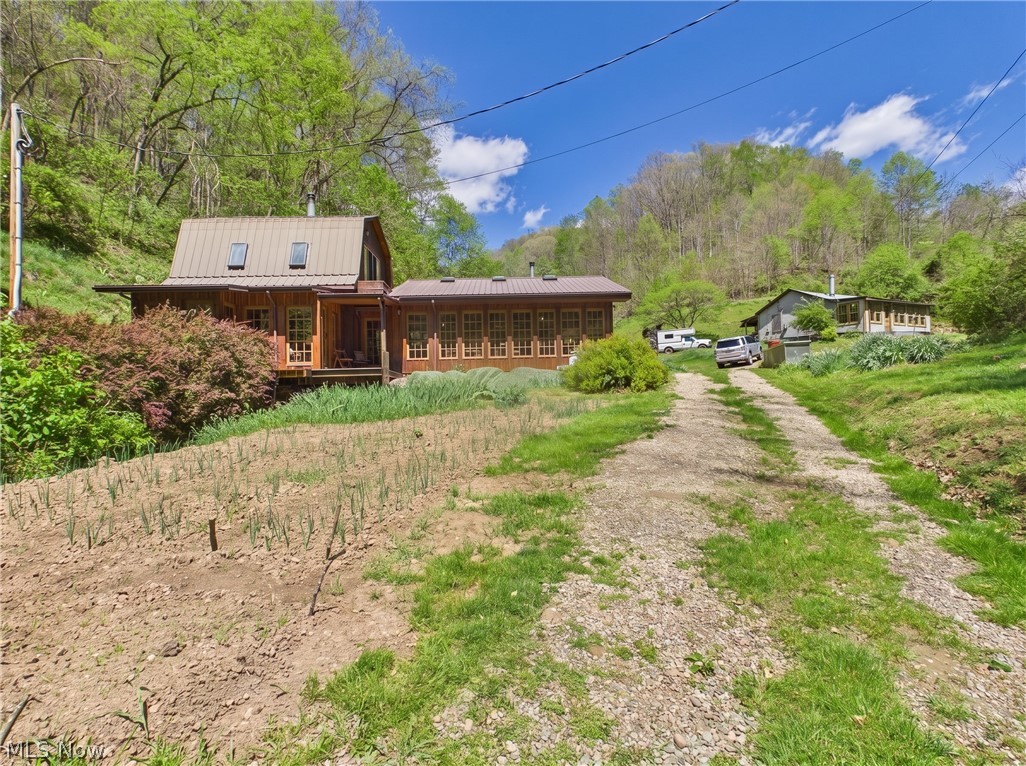 1000 Coon Fork Road Property Photo 2