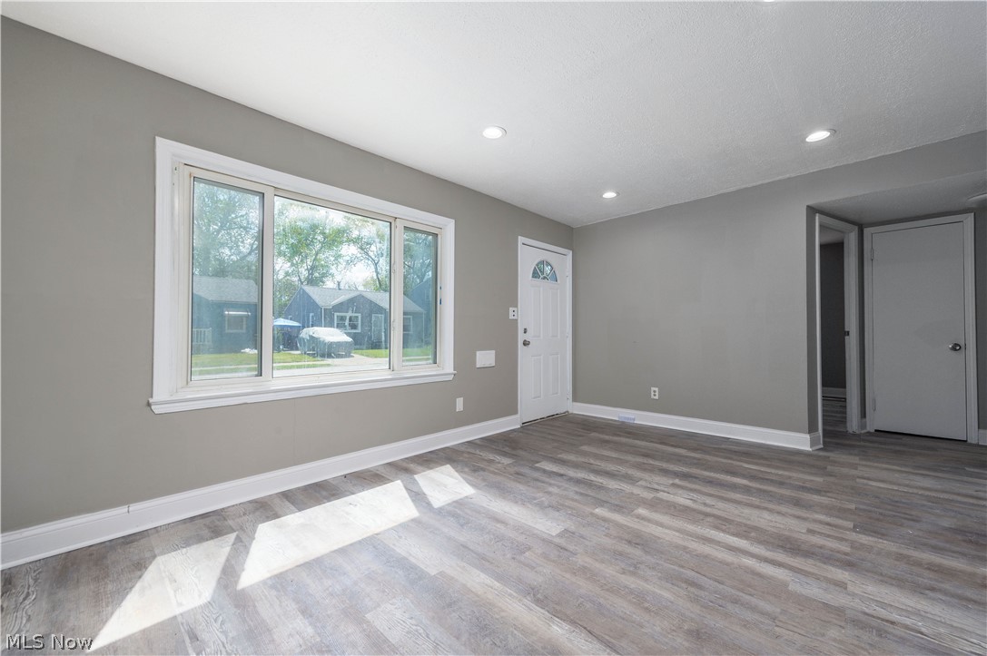 12506 Matherson Avenue Property Photo 7