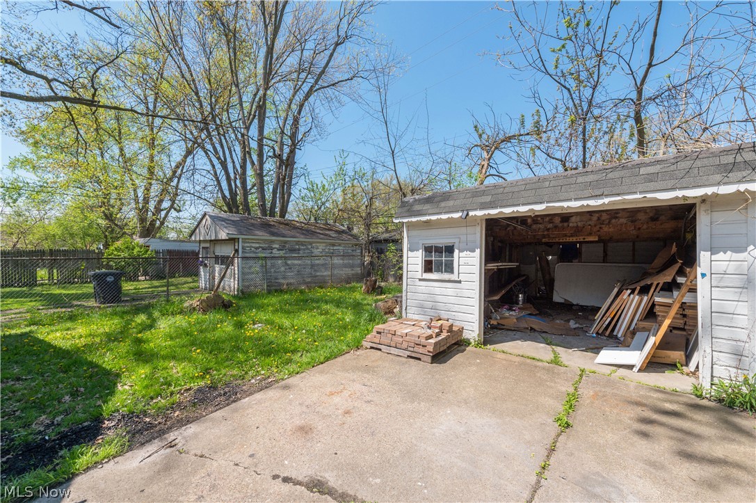 12506 Matherson Avenue Property Photo 35