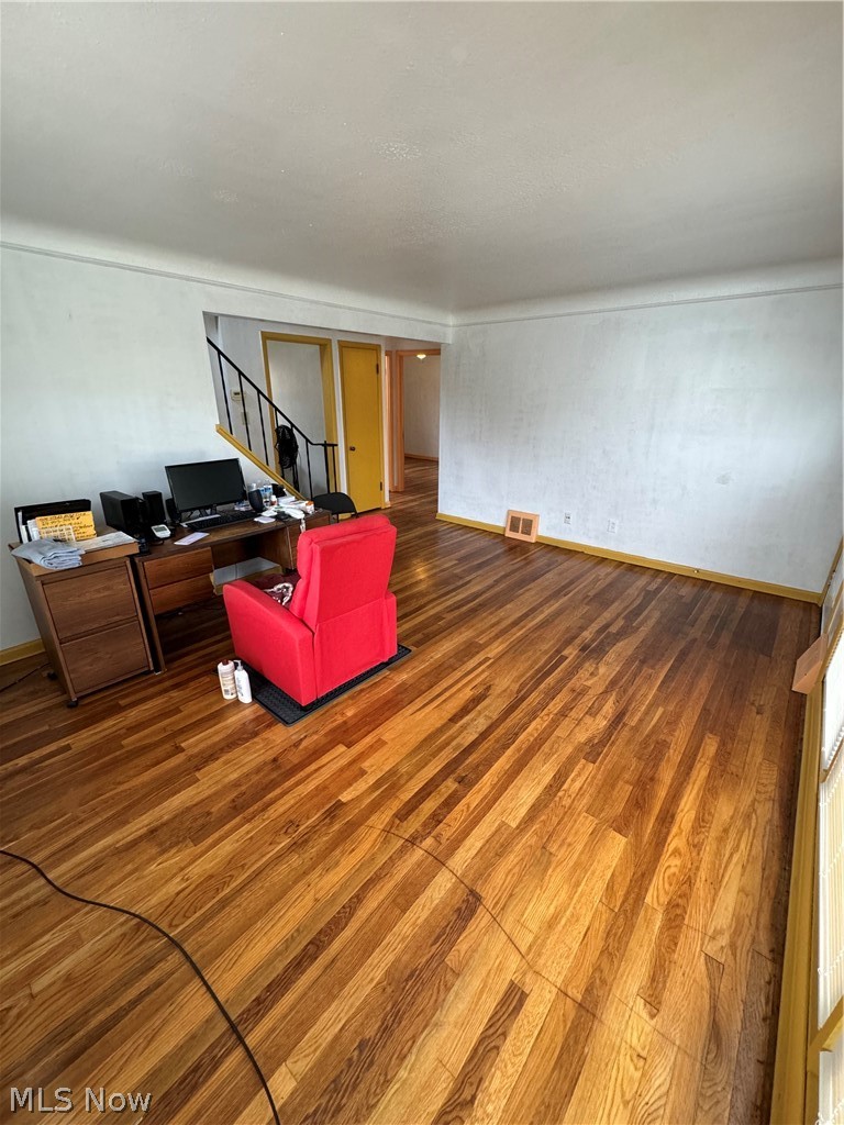 730 Babbitt Road Property Photo 2