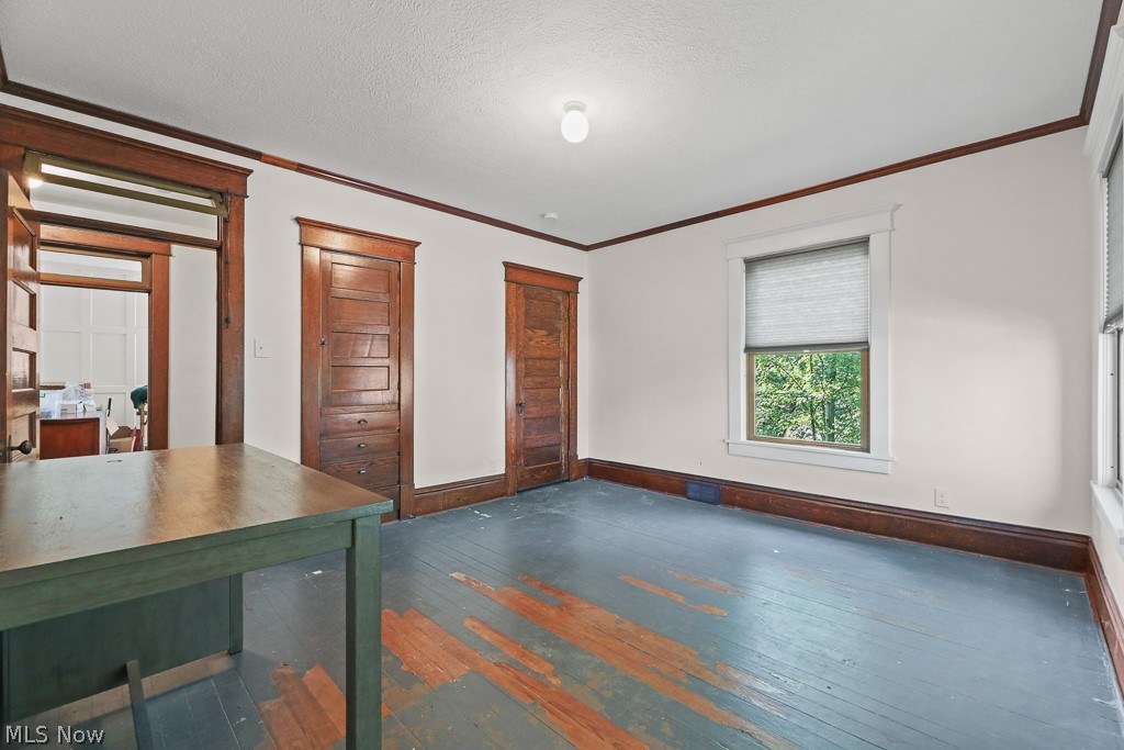 740 S Union Avenue Property Photo 22