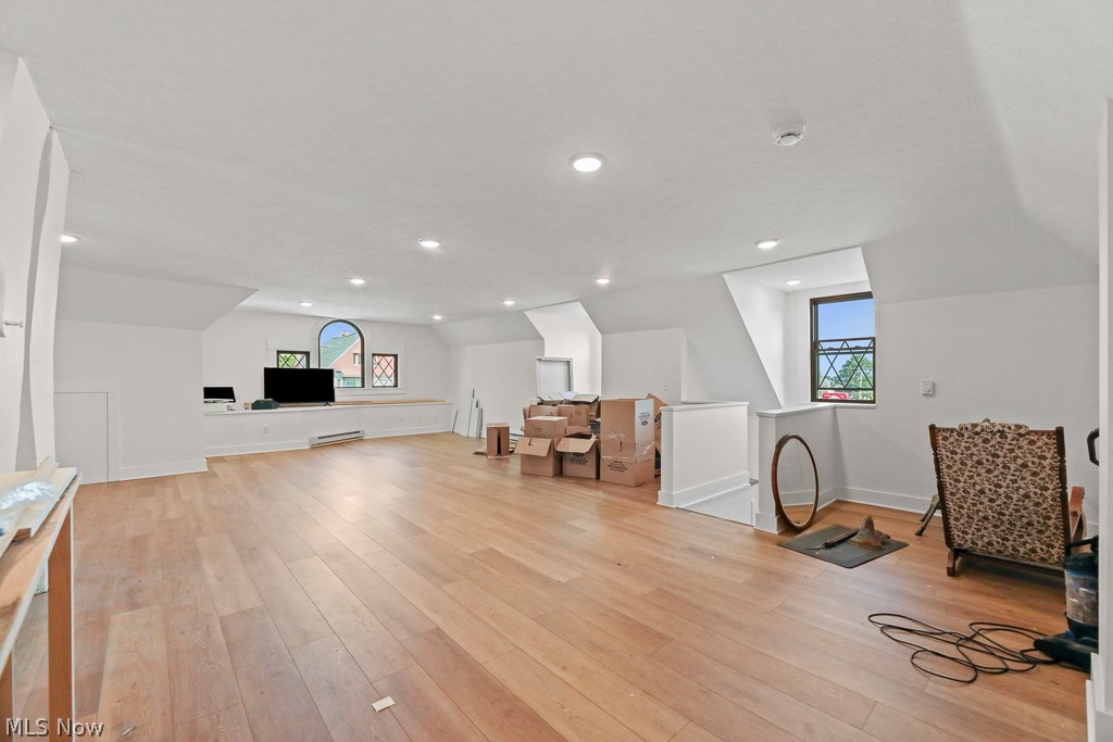 740 S Union Avenue Property Photo 23
