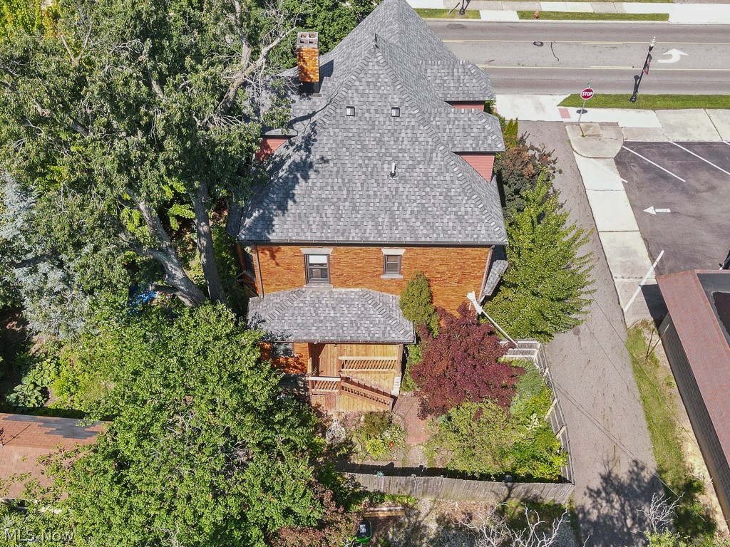 740 S Union Avenue Property Photo 41