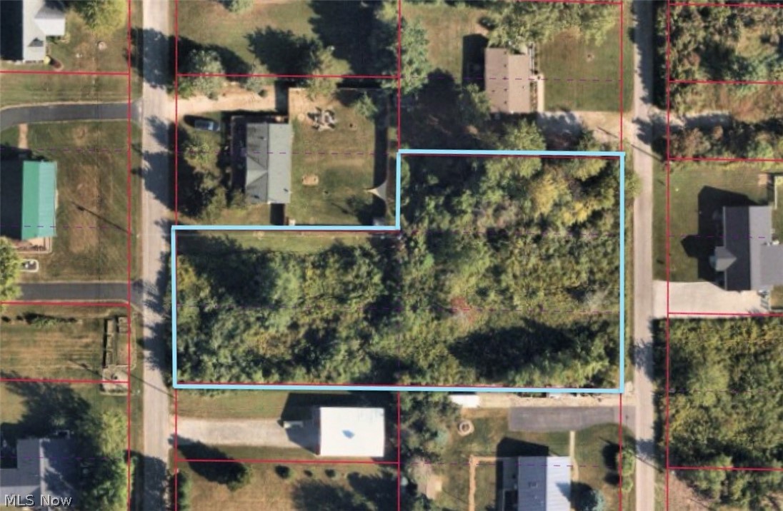 220 Melody Property Photo 1