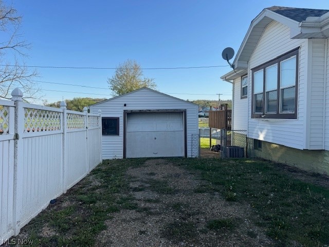 17 Spring Street Property Photo 4