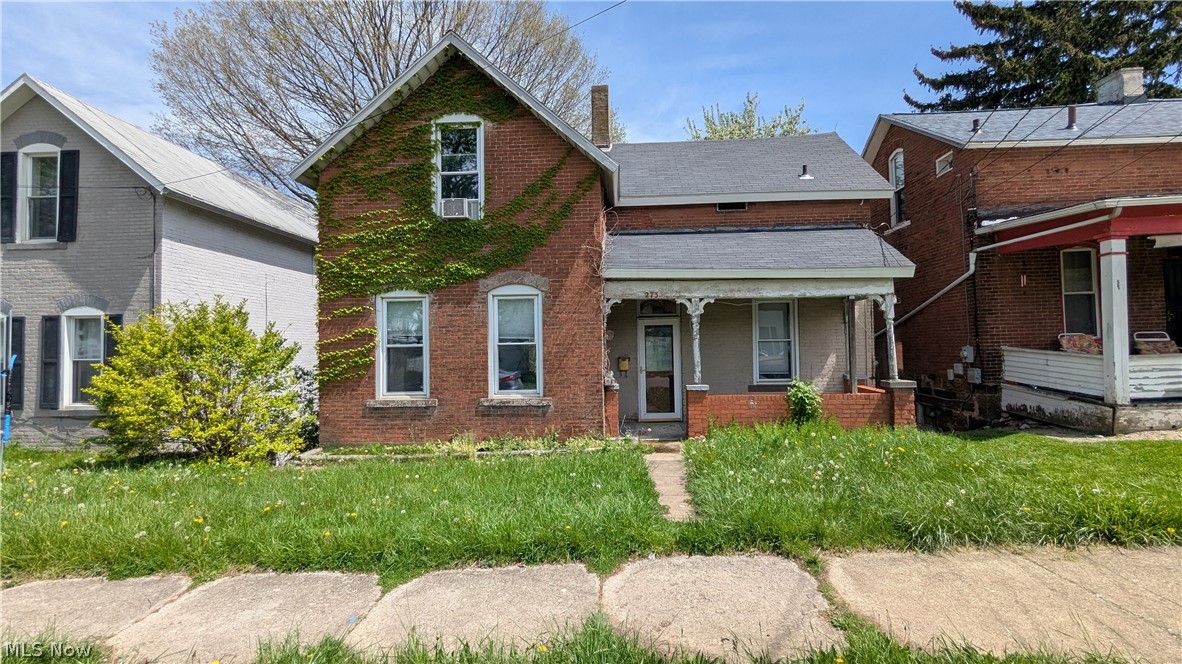 273 S Adams Street Property Photo 1