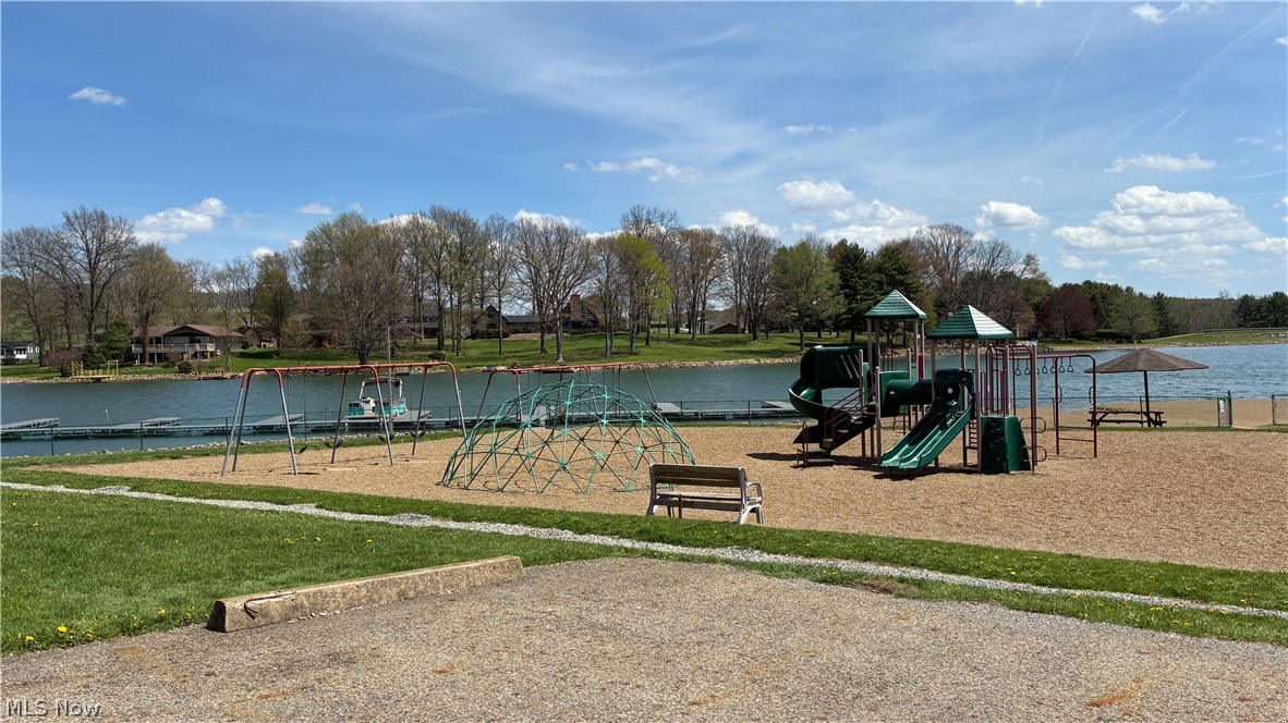 Mohican Trail Property Photo 11